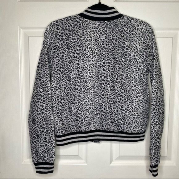 R13 Grey Leopard Shrunken Roadie Jacket in Enzyme Stone Wash - Picture 4 of 13